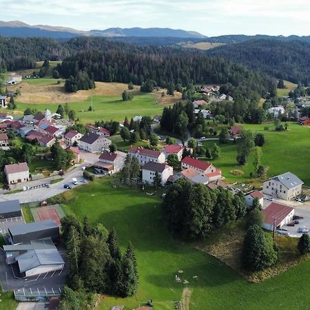Chic & Champetre Au Coeur Du Haut-Jura Lamoura Buitenkant foto